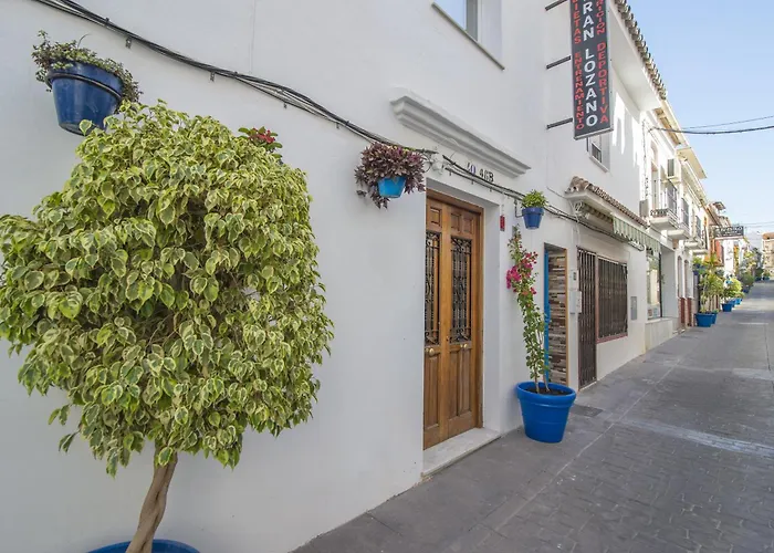 2br Townhouse In Centre