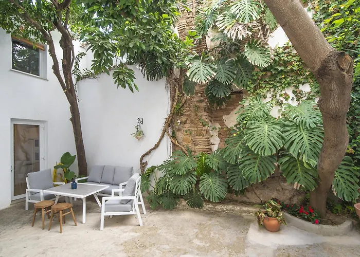 2br Townhouse In Centre Holiday home Estepona